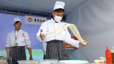 拉面技藝哪家強？來看青海化隆的這場比拼！